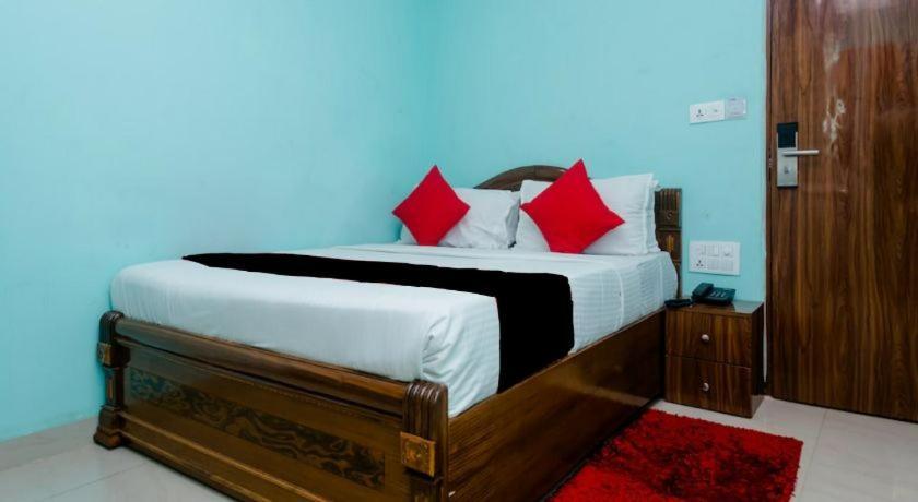 Wind Flower Hotel New Aadya International Near International Airport - Mumbai — Photos 3